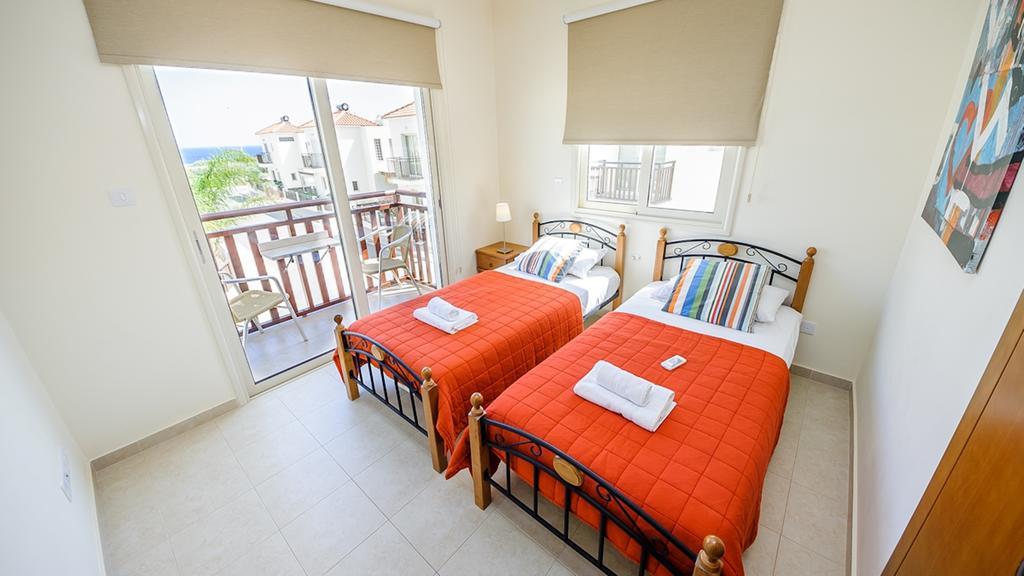 Kapparis Holiday Villa 018 Protaras Bilik gambar